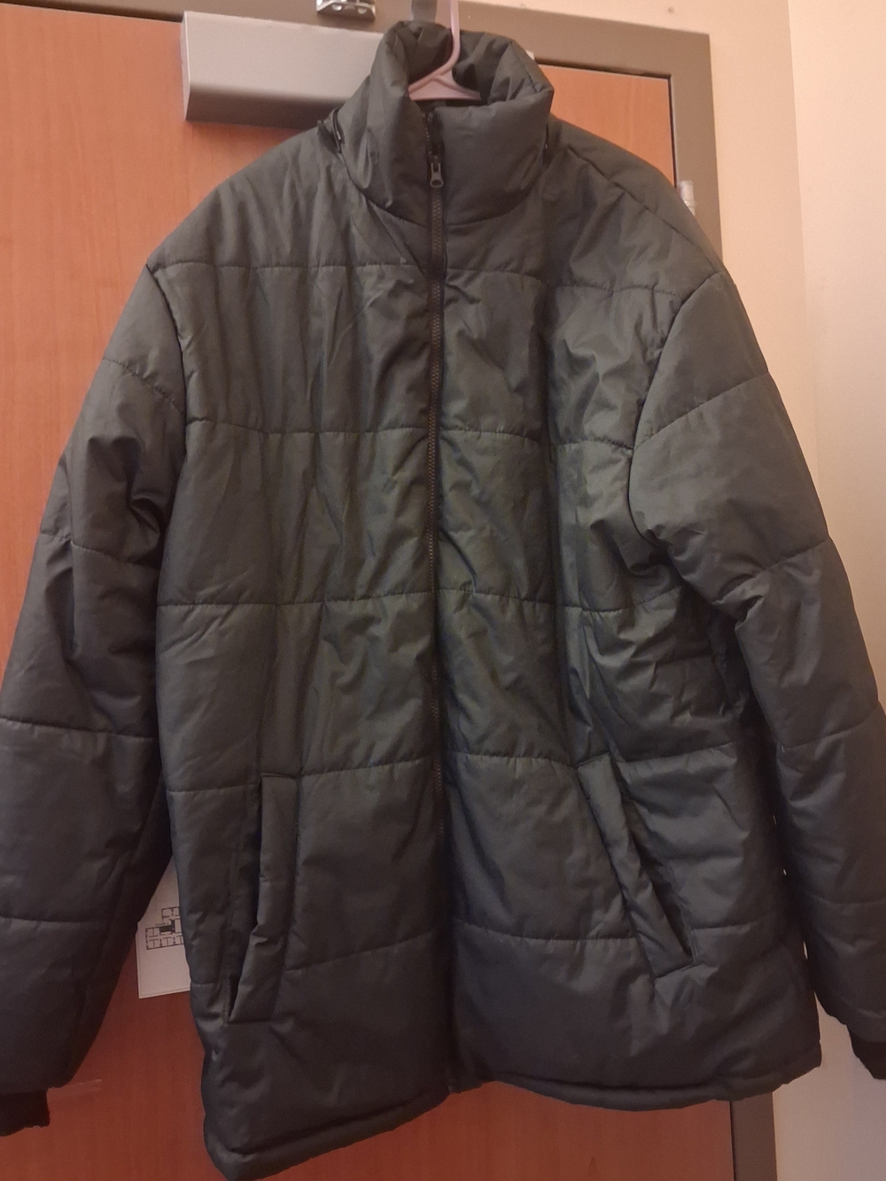 Men's Quilted Puffer Jacket - Black